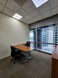Alexandra Point (D5), Office #457557291